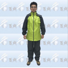 出口日本190T涤纶涂PVC材质雨衣套装